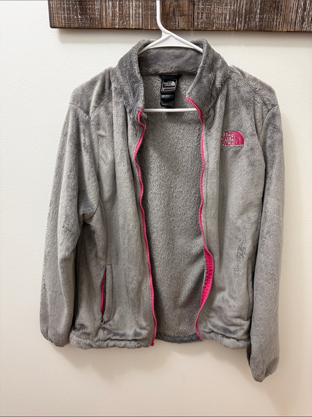 The North Face Gray Fleece Jacket with Black Logo Tag